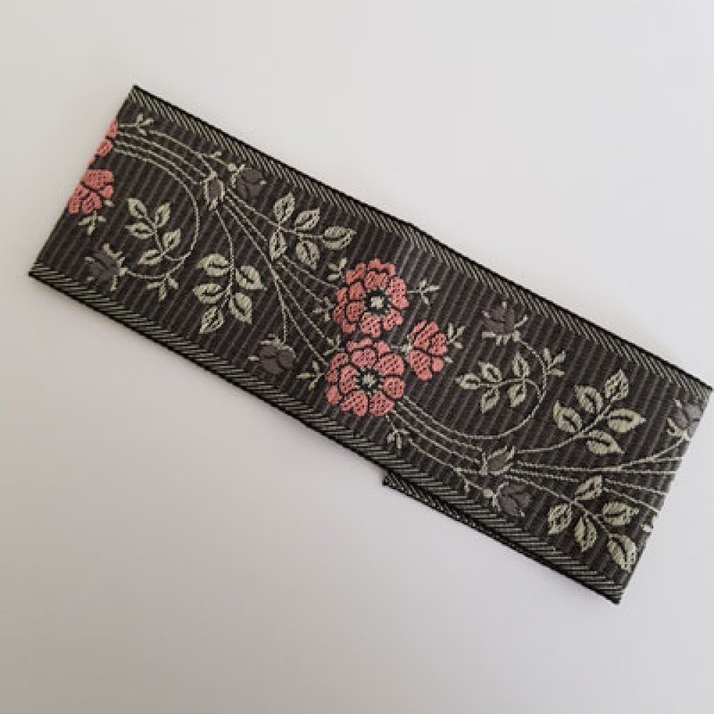 Fancy lint N°001 bij 22 cm.