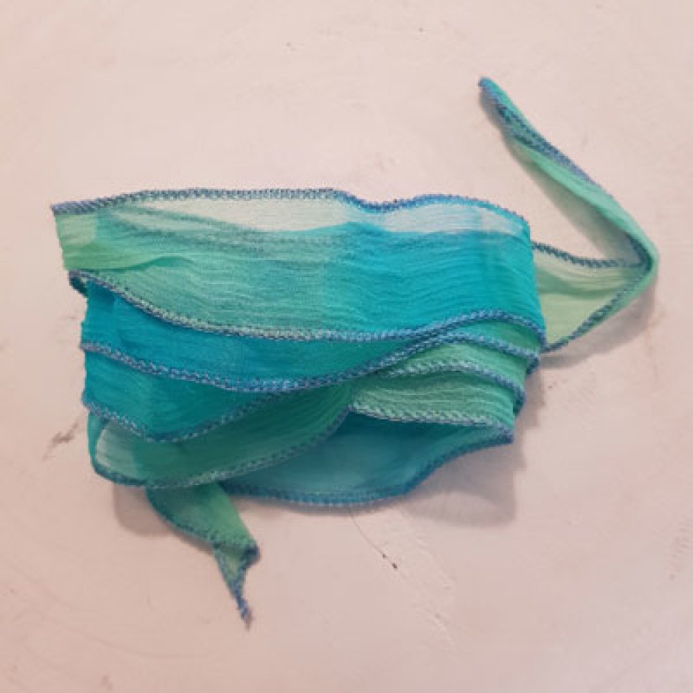 Handgeverfd Rayon lint nr. 01