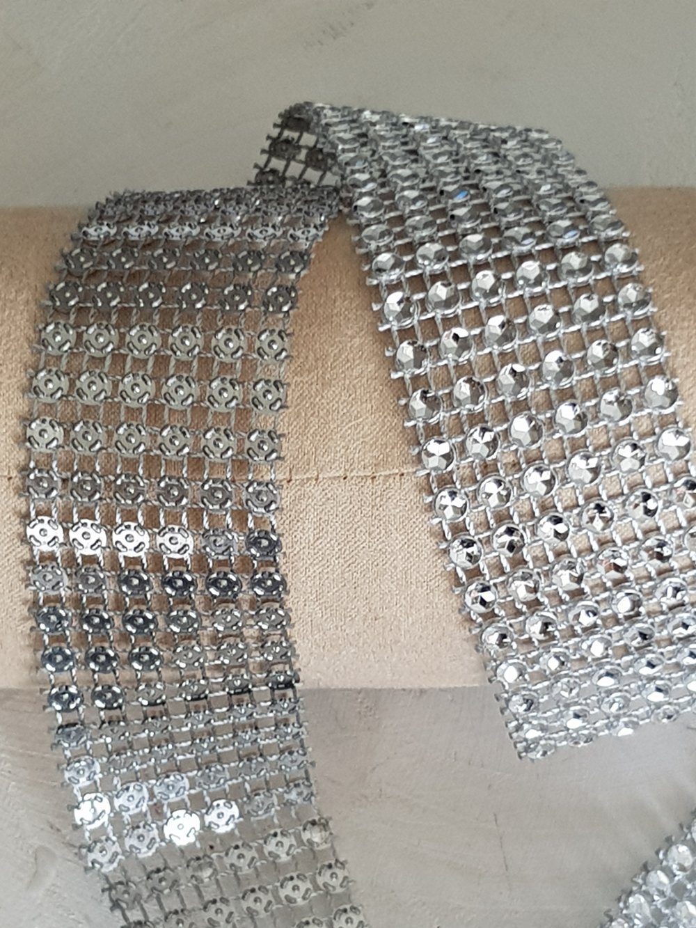 Zilver Strass lint per 0,50 cm.