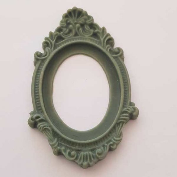 Support cabochon Ovale de 40 X 30 mm R&eacute;sine N&deg;04