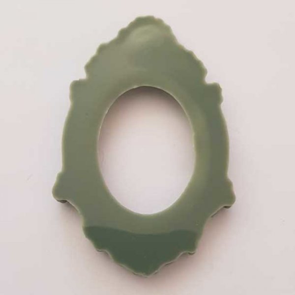 Support cabochon Ovale de 40 X 30 mm R&eacute;sine N&deg;04