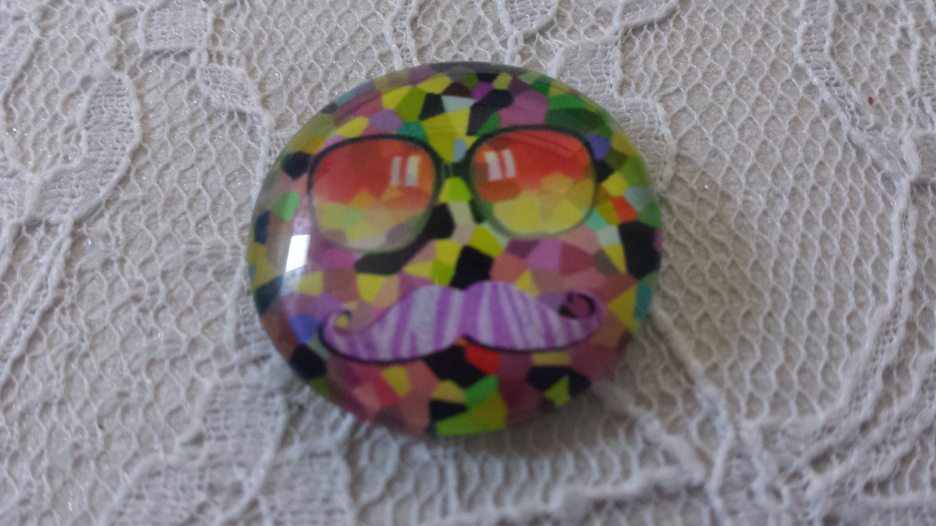 glazen cabochon rond 25mm snor 040 
