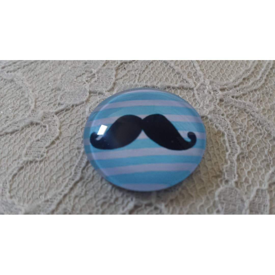 glazen cabochon rond 25mm snor 036 
