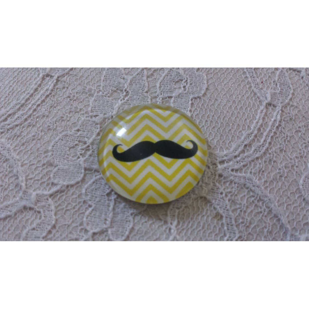 glazen cabochon rond 25mm snor 033 