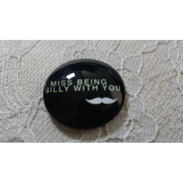 glazen cabochon rond 25mm snor 029 