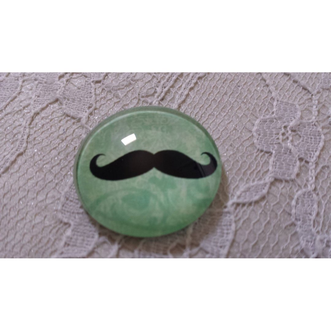 glazen cabochon rond 25mm snor 024 