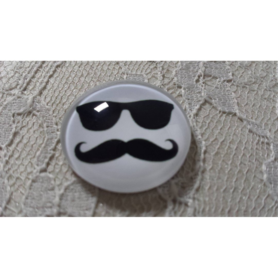 glazen cabochon rond 25mm snor 012 