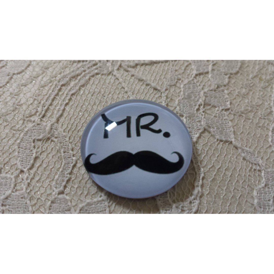 glazen cabochon rond 25mm snor 004 