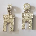 Arc de Triomphe verzilverd bedeltje