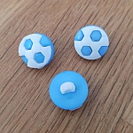 Fancy voetbal button voor kinderen N°04 lichtblauw