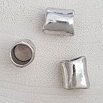 Zilveren buis kraal N°02