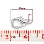 1 Karabijnhaaksluiting 16 x 09 mm.