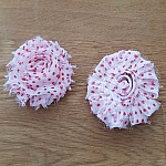 Gerafelde stoffen bloem nr. 76