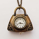 Antiek bronzen zakhorloge met ketting