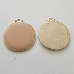 Breloque Divers N°070-04 Pendentif Emaillé Beige 02