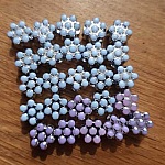 Lot de 25 Perles fleurs N°02