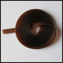 1 meter plat Pvc-koord 5,8 x 1,9 mm Karamel
