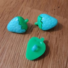Knoop fantasie, kinderen, baby's Aardbeienpatroon N°11 groen en lichtgroen