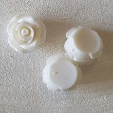 Synthetische bloem 20 mm N°01-03 Wit