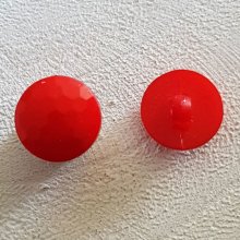 Fantasieknopen voor kinderen en baby's Plat facetpatroon nr. 05-05 Rood