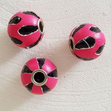 Ronde lederen kraal N°05 Fushia