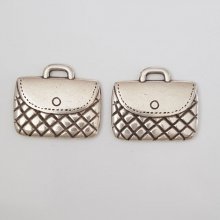 Tas Charm N°23 in Zamak