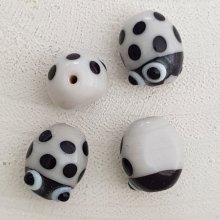 2 Ovale kralen 16/13 mm N°02