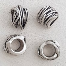 Zilveren buis kraal N°06