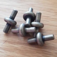 Koperen sluiting voor hol Pvc-koord 5 mm