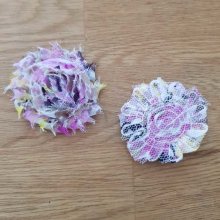 Gerafelde stoffen bloem nr. 53