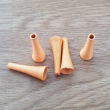 Spiraalvormige kegelbeker N°02 X 5 P Kleur 07.