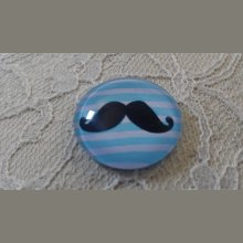 glazen cabochon rond 25mm snor 036 