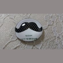 glazen cabochon rond 25mm snor 018 