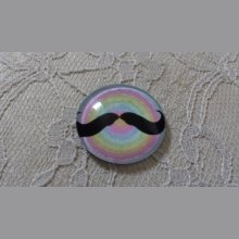 glazen cabochon rond 25mm snor 001 