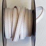Wit kalfsleer 10 mm bij 20 cm Beige 2 draden genaaid
