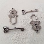 5 Knevelsluitingen Rond Patroon Zilver N°05