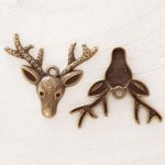 Stag charm N°03