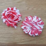 Gerafelde stoffen bloem nr. 62