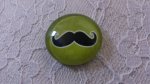 glazen cabochon rond 25mm snor 034 