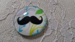 glazen cabochon rond 25mm snor 031 