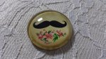 glazen cabochon rond 25mm snor 011 