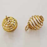 Spiraalvormige veerkraal 19 mm goud N°06