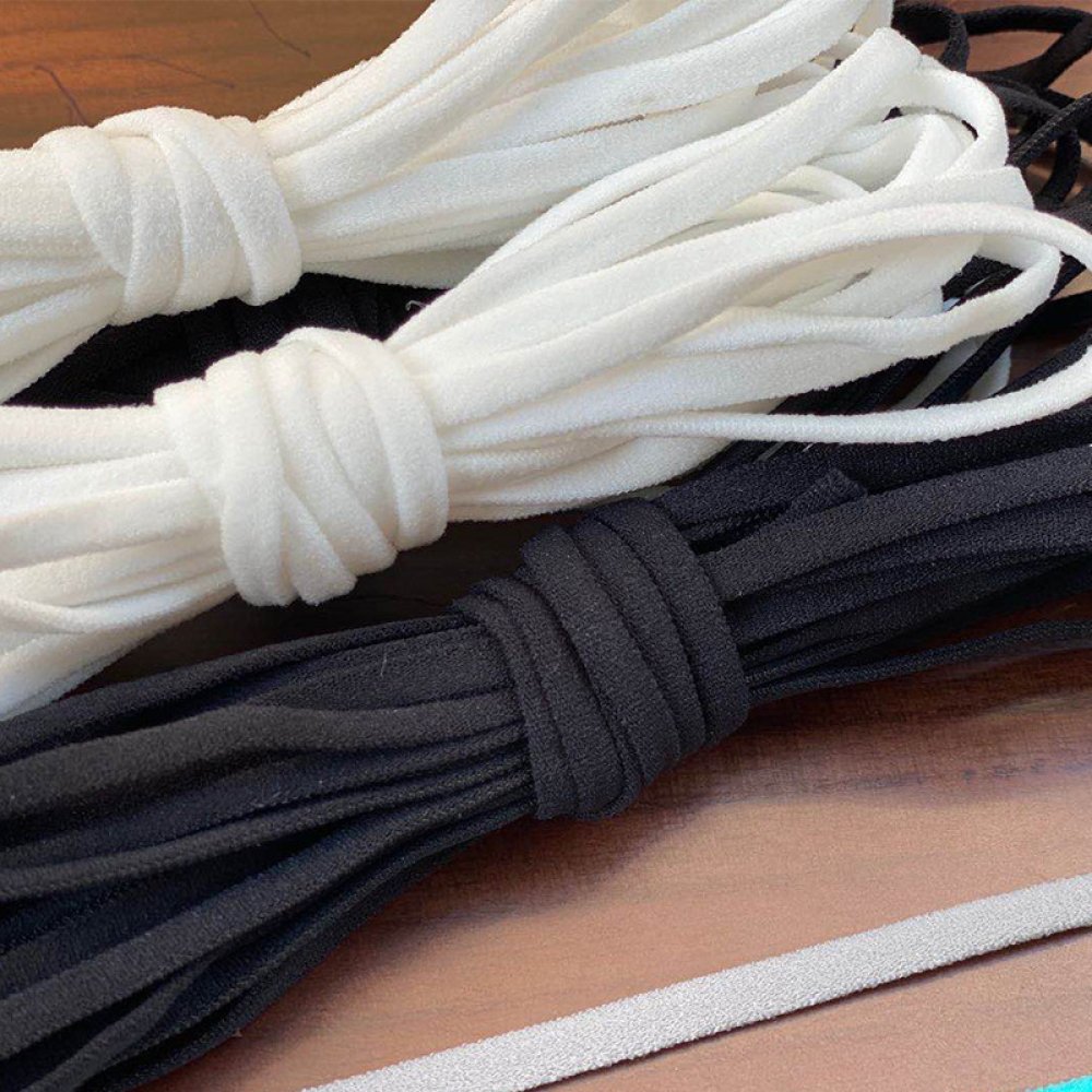 Elastisch Polyester Nylon Plat 4 mm zwart per meter