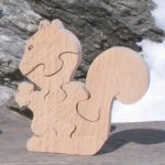 Houten puzzel 5 stukjes eekhoorn massief beukenhout, handgemaakt, wilde dieren