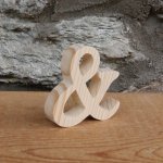 bord en, ampersand 15 cm in hout te plaatsen