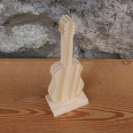 gitaar op voet, bruiloftstafelversiering, sparrenhout, handgemaakt