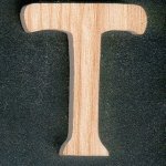 Houten letter T, hoogte 5 cm, te schilderen of te lijmen