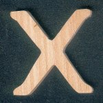 Houten letter X, hoogte 5 cm