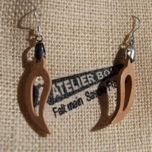 bladoorbel van beukenhout, ethische houten sieraden, natuurjuwelen, handgemaakt