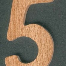 Nummer 5 ht 10cm in hout om te schilderen